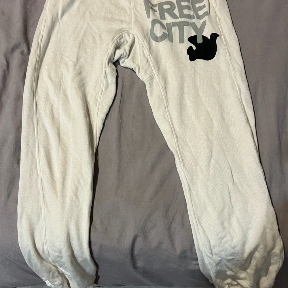 SOLD! - Picture 7 of 8